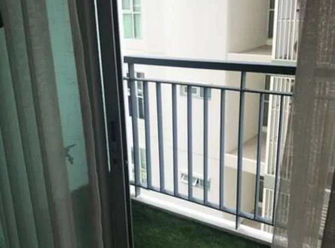 Cosy 2 Bedroom On Sukhumvit, Bts Phra Khanong * Bangkok