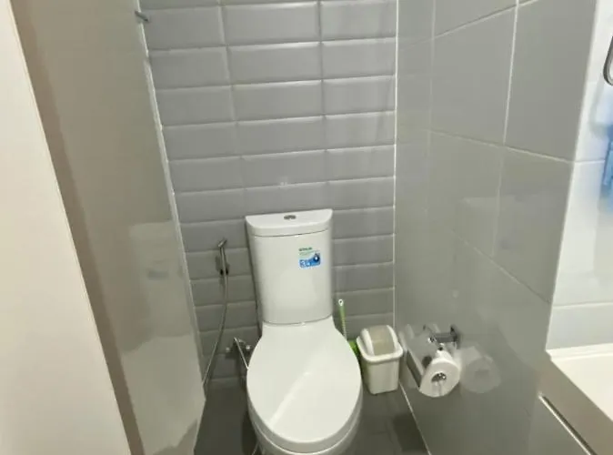 Cosy 2 Bedroom On Sukhumvit, Bts Phra Khanong *